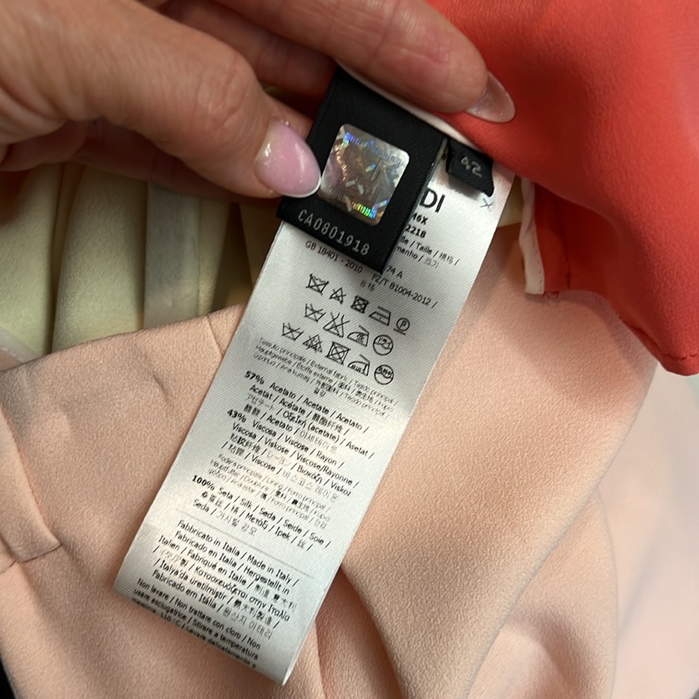 Beautiful Fendi Color Block Skirt With Pockets - image 5